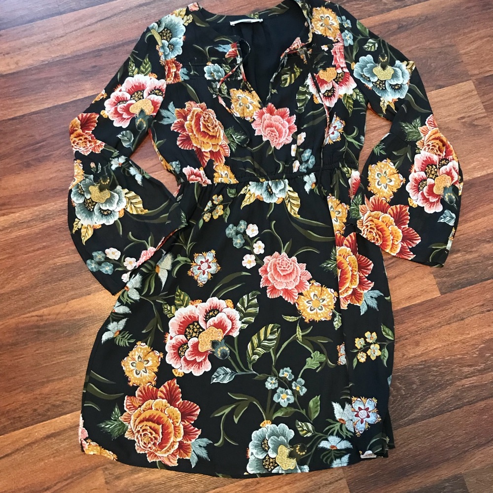 LOFT Floral Bell Sleeved Dress
